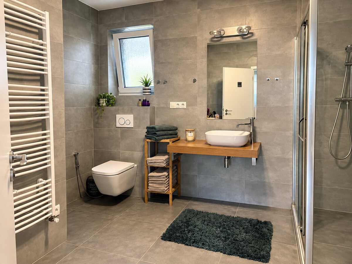 5-IZBOVÝ RODINNÝ DOM S PRACOVŇOU A SAUNOU – HURBANOVA VES, OKRES SENEC — foto 10