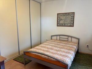 REZERVOVANÝ Priestranný dom na výbornej adrese v Senci — foto 16