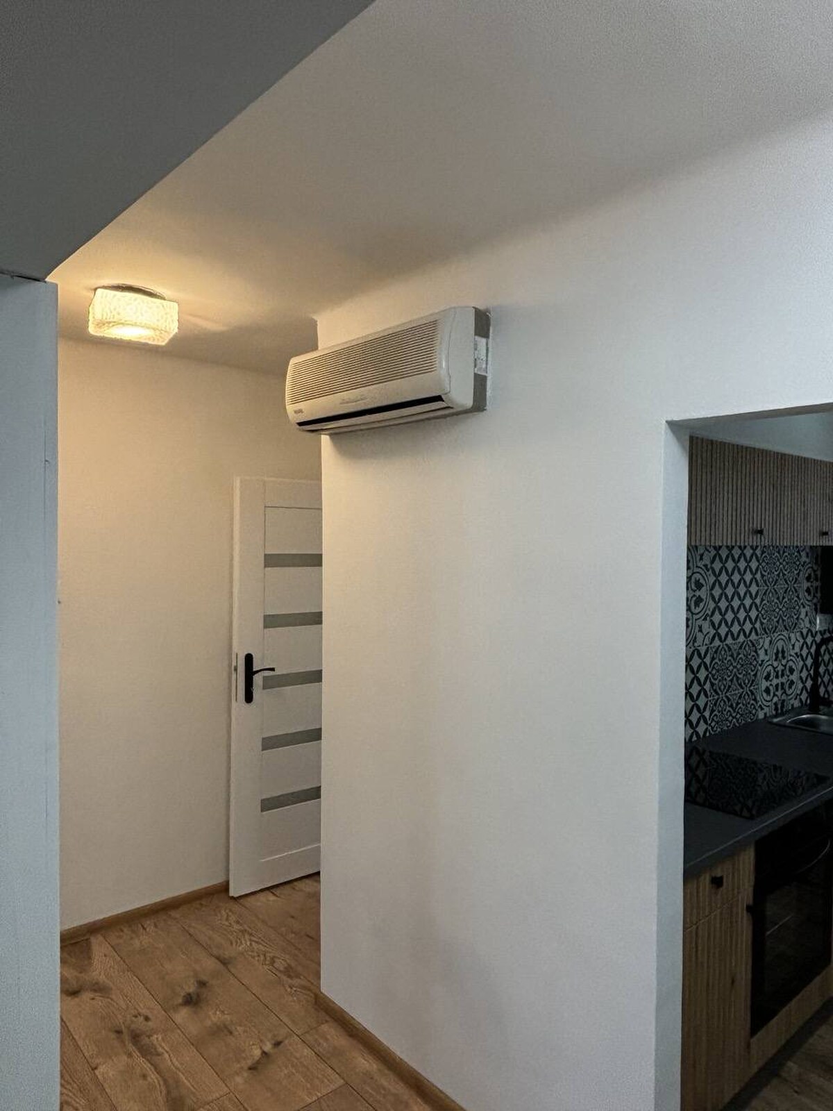 Komplet zariadený 2izbový byt s balkónom a klimatizáciou Sládkovičovo — foto 11