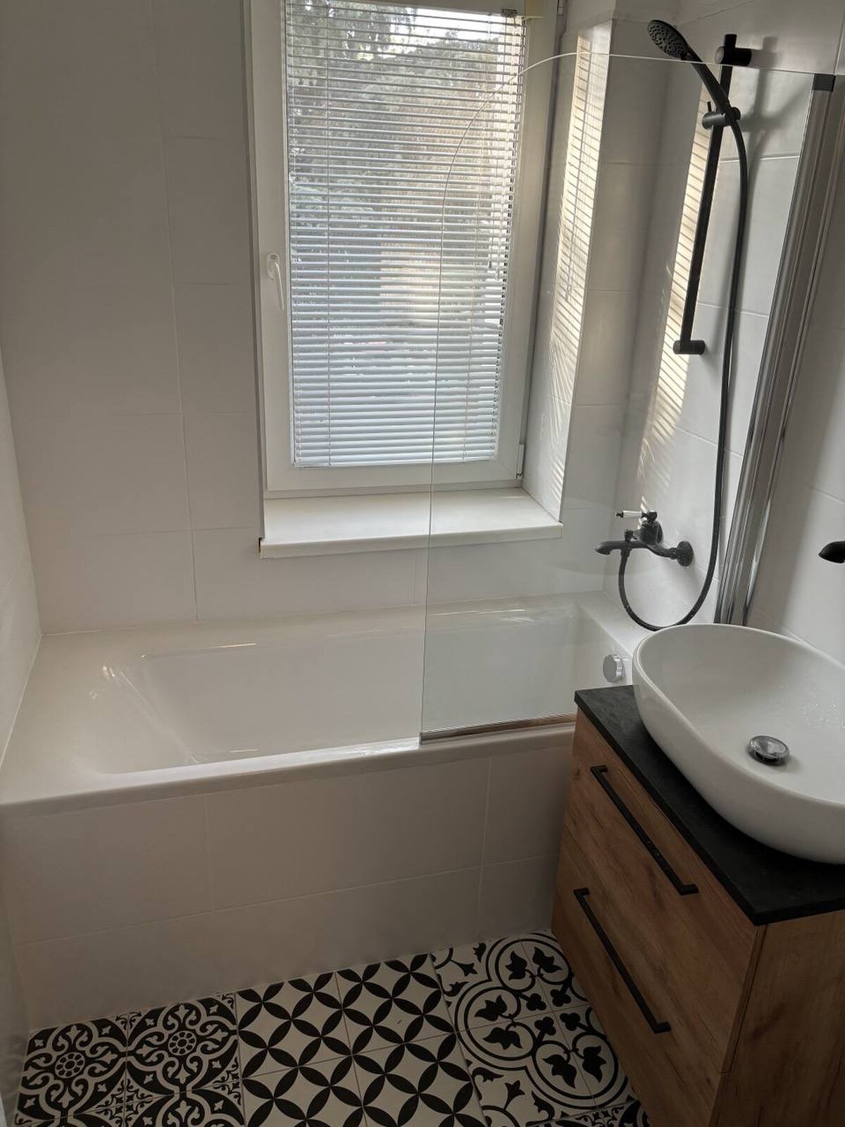 Komplet zariadený 2izbový byt s balkónom a klimatizáciou Sládkovičovo — foto 7