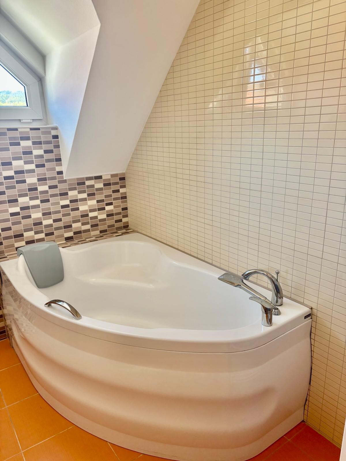 Priestranný 5-izbový rodinný dom s garážou a terasou Tvrdošín — foto 6