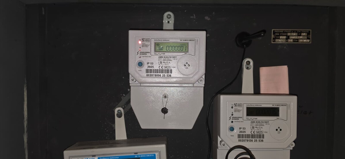 NA PREDAJ GARÁŽ V SENCI , SAMOSTATNÝ ELEKTROMER, ZATEPLENÁ — foto 4