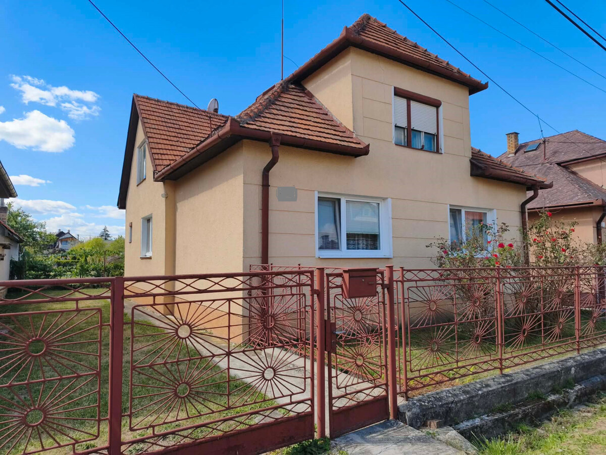 ‼️ ZNÍŽENÁ CENA ‼️ RODINNÝ DOM NA PREDAJ, OSLANY (okres PRIEVIDZA) ‼️