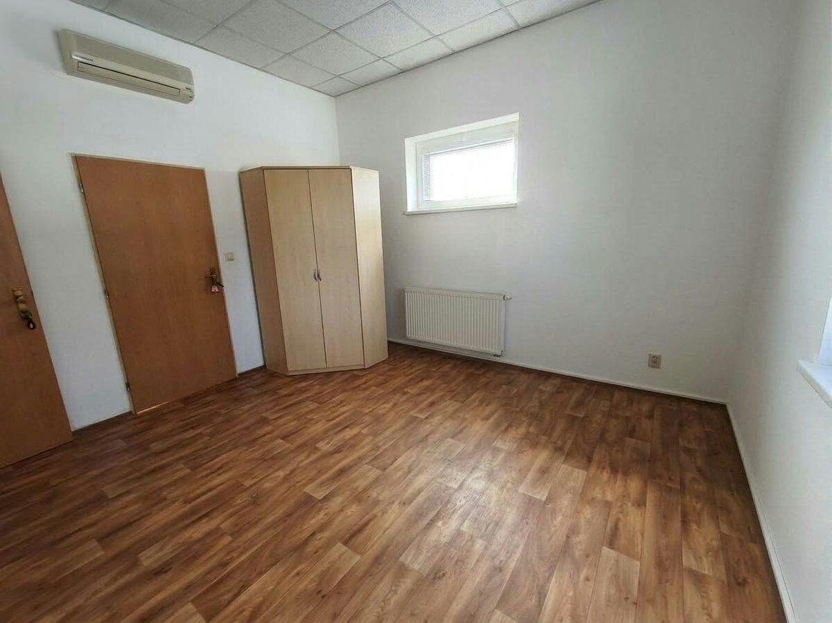 ‼️ NA PRENÁJOM ‼️ KOMERČNÝ  PRIESTOR  S  KLIMATIZÁCIOU V PARTIZÁNSKOM — foto 10