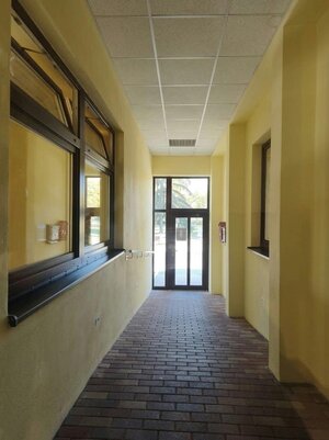 ‼️ NA PRENÁJOM ‼️ KOMERČNÝ  PRIESTOR  S  KLIMATIZÁCIOU V PARTIZÁNSKOM — foto 4