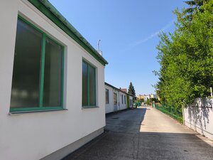 Predaj -prenájom podnikateľského objektu Včelárska ulica Prievidza — foto 3