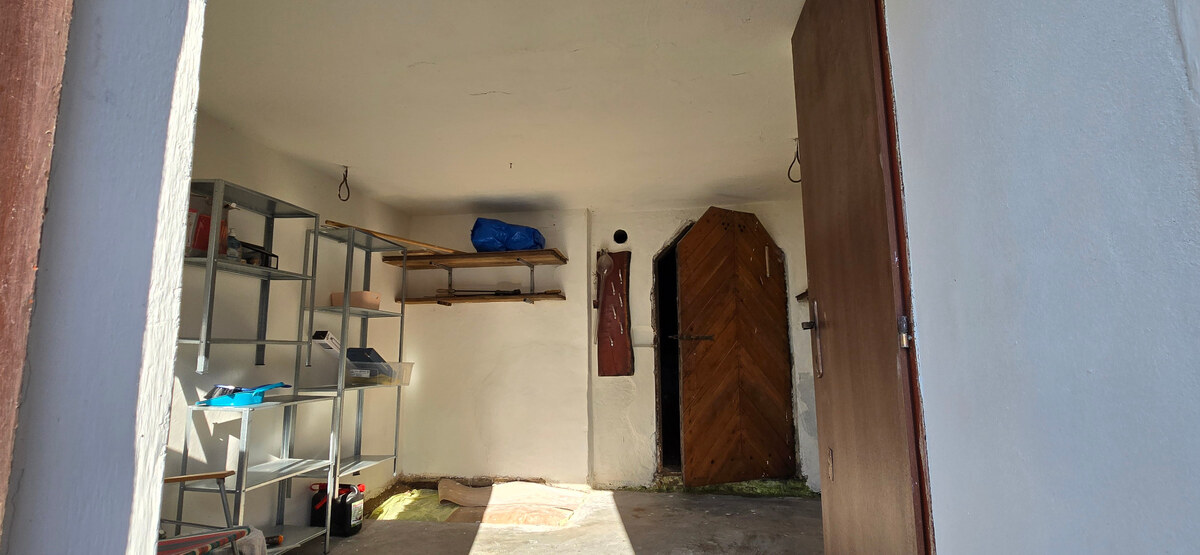 Znížená cena !!!Rekreačná chata v krásnom prostredí – Banská Štiavnica — foto 18