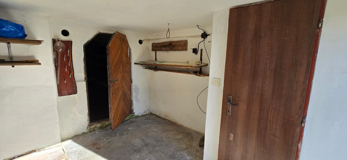 Znížená cena !!!Rekreačná chata v krásnom prostredí – Banská Štiavnica — foto 19