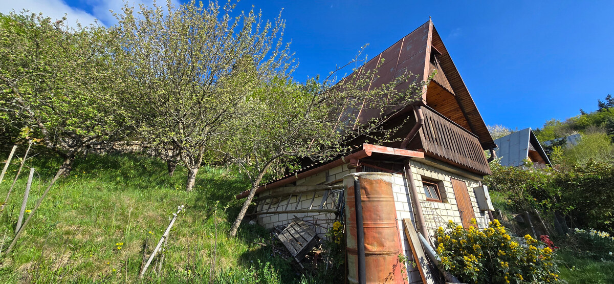 Znížená cena !!!Rekreačná chata v krásnom prostredí – Banská Štiavnica — foto 3