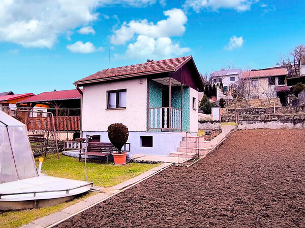 ‼️ PREDANÉ ‼️ BRODZANY - ZÁHRADA S MUROVANOU CHATKOU NA PREDAJ‼️