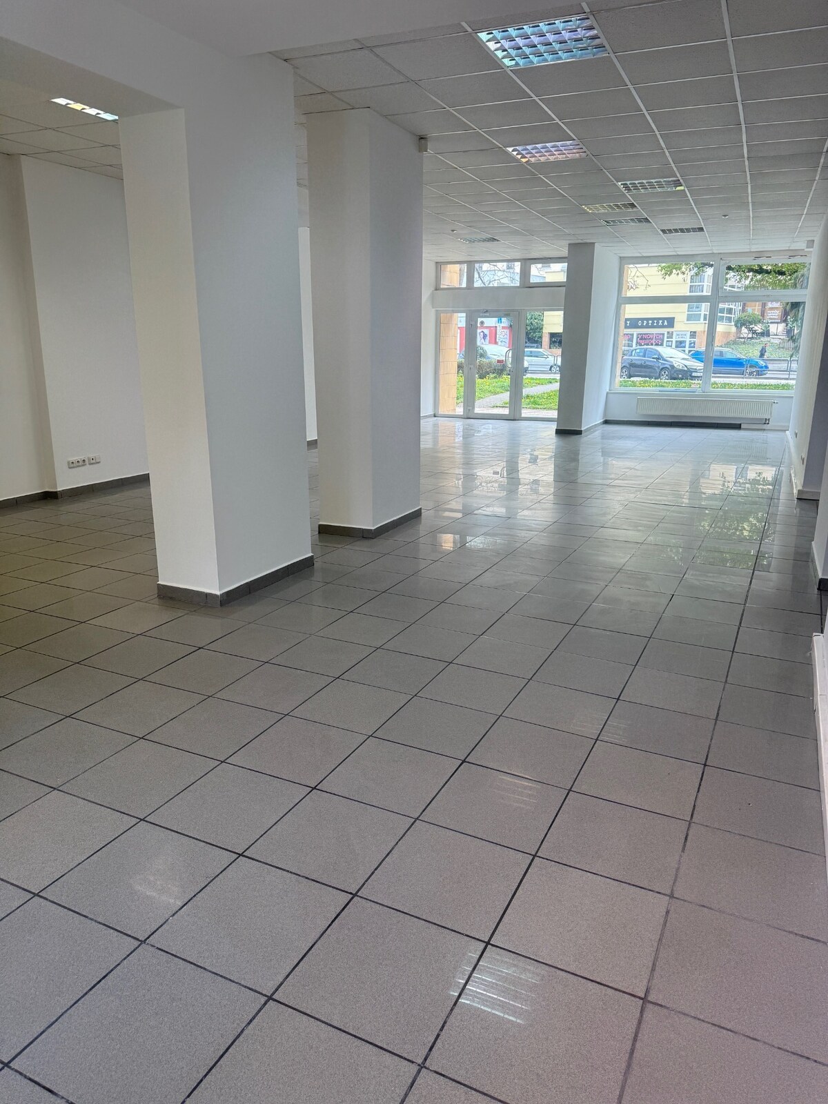 Prenájom obchodného priestoru v centre mesta Prievidza — foto 8