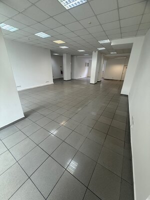 Prenájom obchodného priestoru v centre mesta Prievidza — foto 5