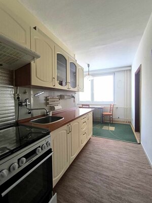 ‼️ BYT NA PREDAJ, BÁNOVCE NAD BEBRAVOU - SÍDLISKO SEVER ( 3 IZBOVÝ) ‼️ — foto 3