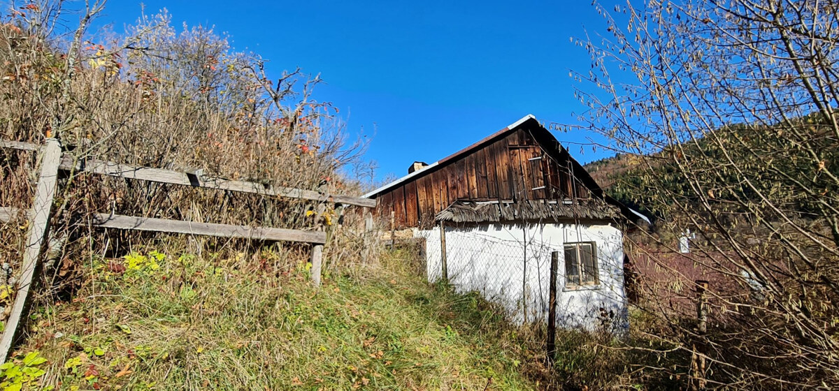 Predané  – dva rodinné dom na predaj, v obci Hodruša Hámre. — foto 8