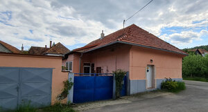 Predané - Exkluzívne - meštiansky rodinný dom na predaj, Pukanec — foto 1