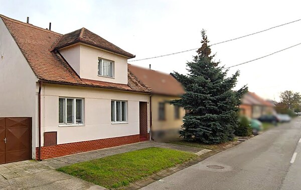 zľava: Na predaj 3izbový rodinný dom s veľkým pozemkom v obci Kátov