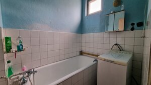 zľava: Na predaj 3izbový rodinný dom s veľkým pozemkom v obci Kátov — foto 13