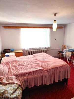 zľava: Na predaj 3izbový rodinný dom s veľkým pozemkom v obci Kátov — foto 14