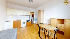 Na prenájom zariadená garsónka s balkónom v Holíči — foto 1