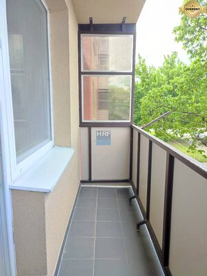 Na prenájom zariadená garsónka s balkónom v Holíči — foto 12