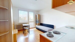 Na prenájom zariadená garsónka s balkónom v Holíči — foto 4