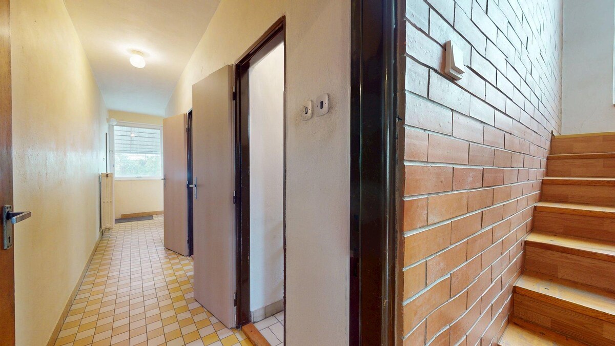 Na predaj priestranný rodinný dom s garážou v obci Brodské — foto 20