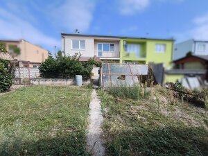 Na predaj priestranný rodinný dom s garážou v obci Brodské — foto 30