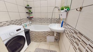 Veľký 2-izbový byt s balkónom vo vyhľadávanej lokalite pri Holíčskom z — foto 7