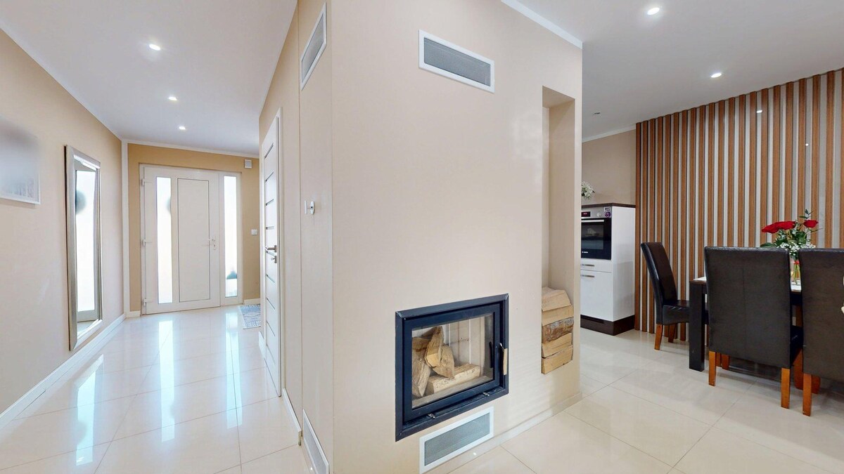 Moderný 4-izbový „EKO-KERAMICKÝ“ bungalov s bazénom v Holíči — foto 6