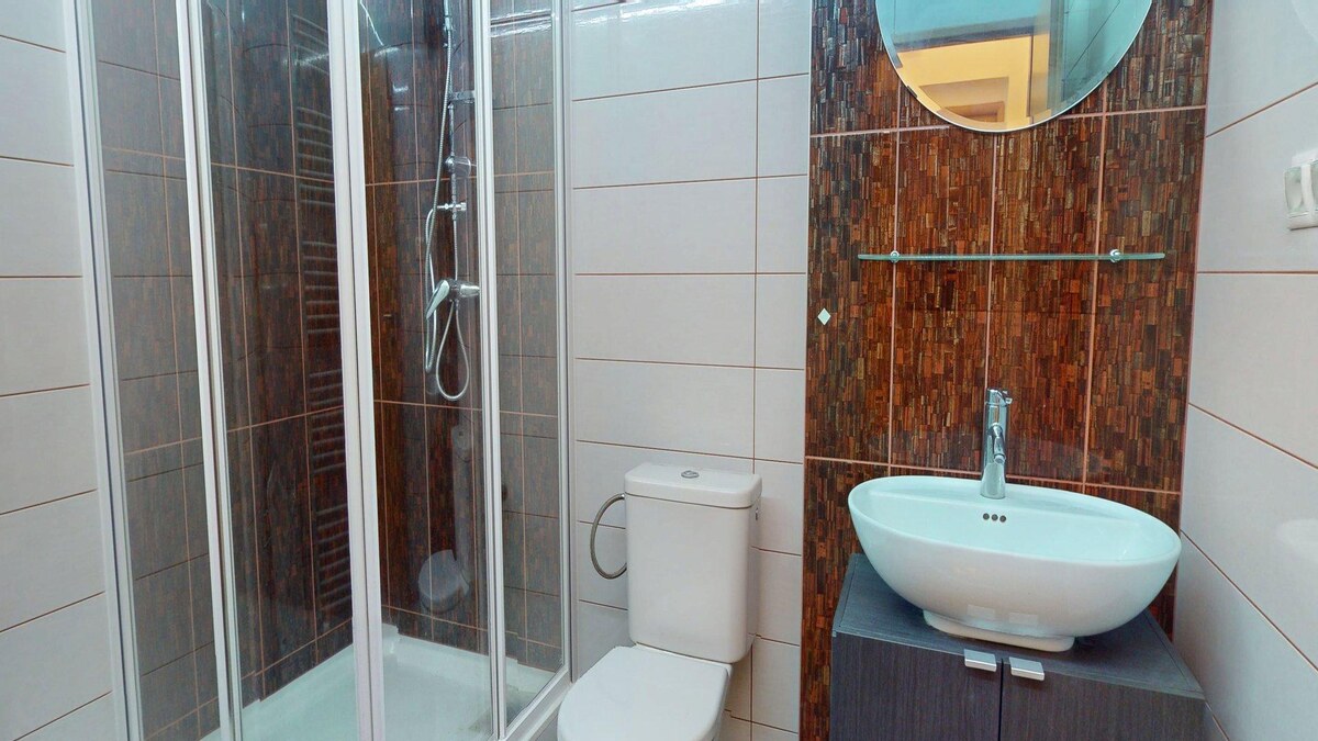 Na prenájom zariadené kancelárie v centre mesta Holíč — foto 6