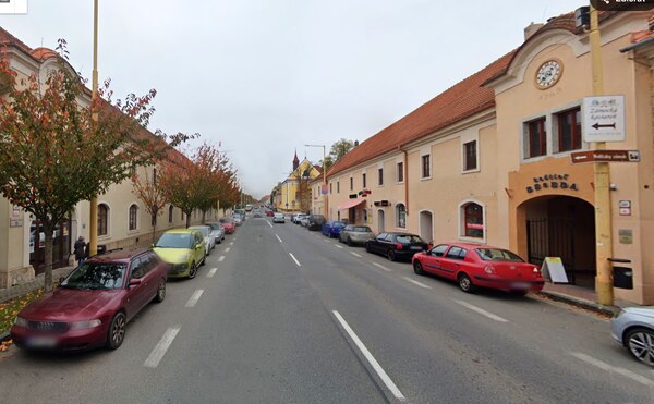 Na prenájom podnikateľský priestor v centre mesta Holíč