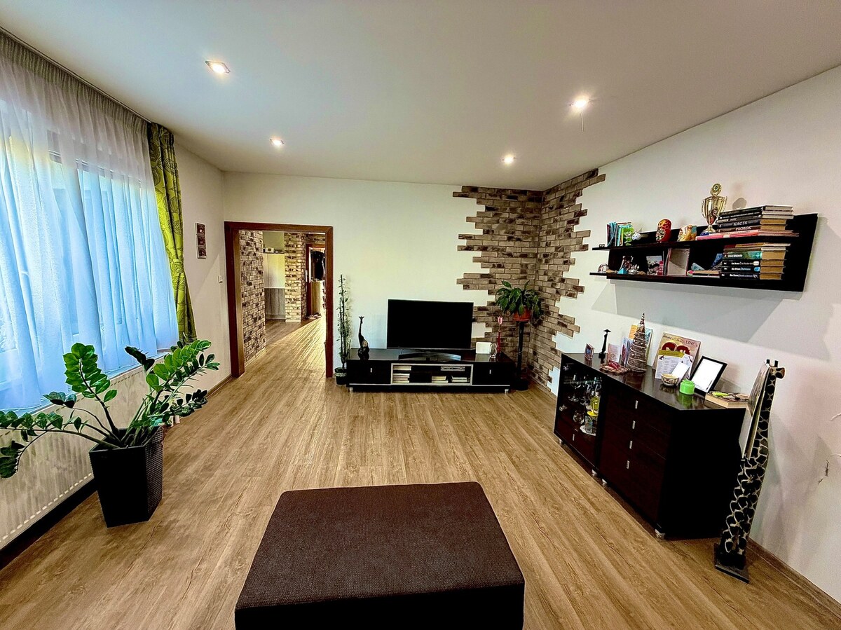 4 izbový rodinný dom v meste Nové Zámky — foto 8