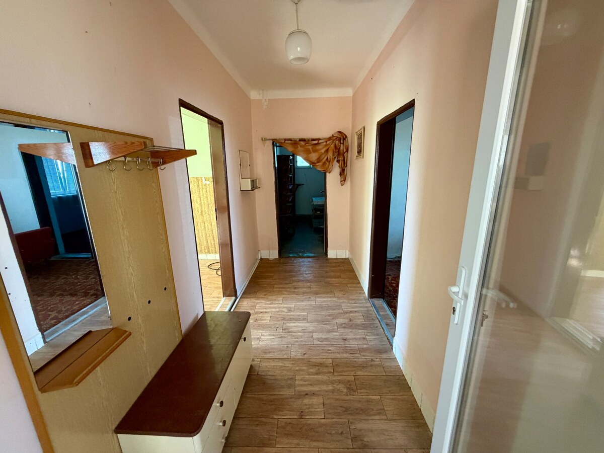 3 izbový rodinný dom v obci Bešeňov — foto 10