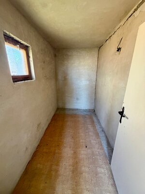 3 izbový rodinný dom v obci Bešeňov — foto 4