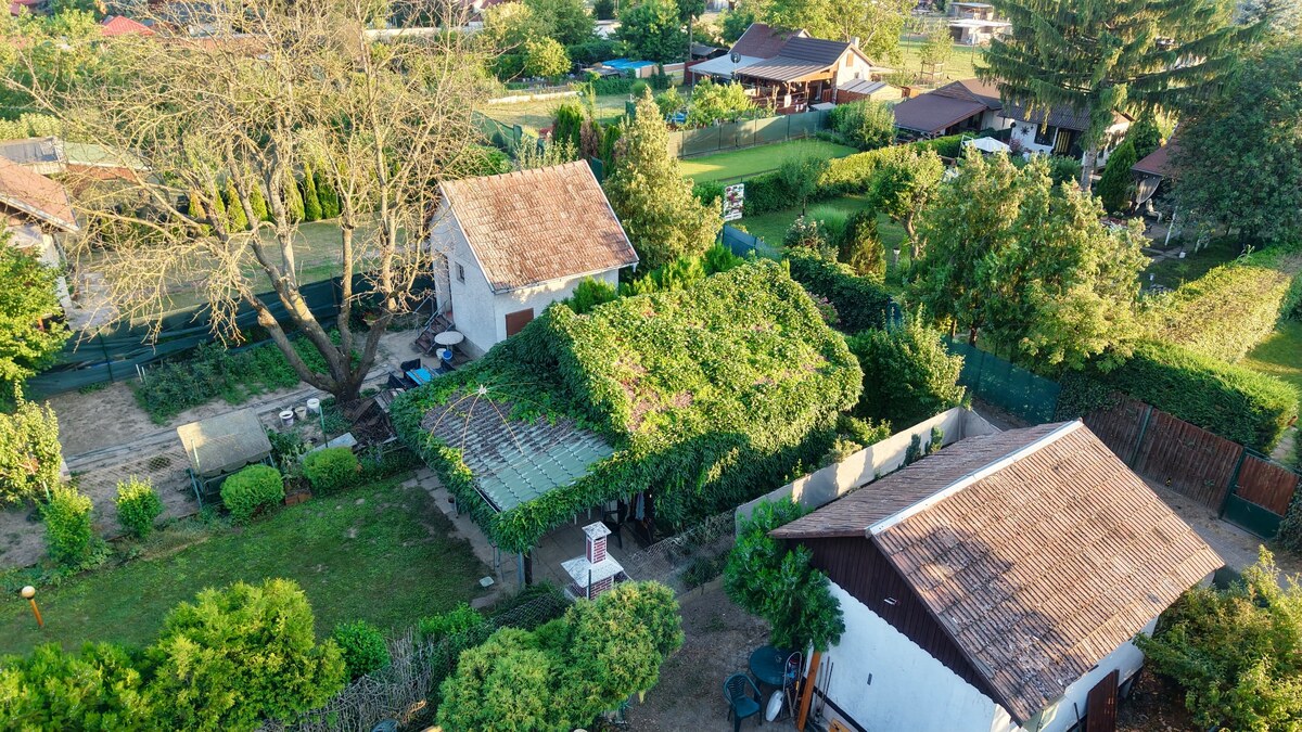 Murovaná chata v meste Nové Zámky — foto 6
