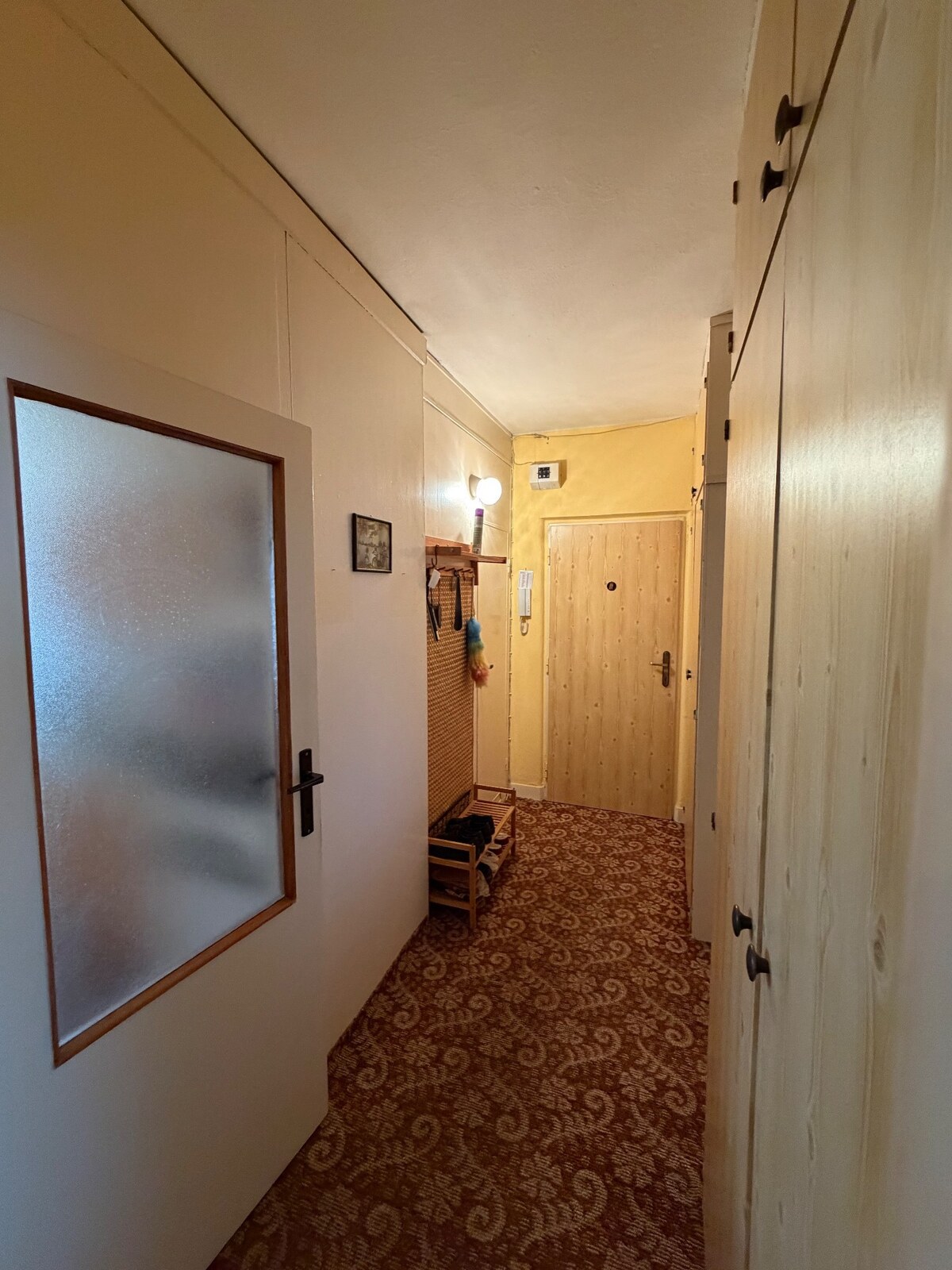 2 izbový byt pri vlakovej stanici v Nových Zámkoch — foto 8