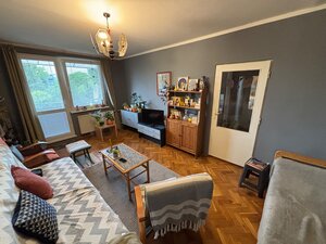 1 izbový byt s balkónom neďaleko centra v Nových Zámkoch — foto 2