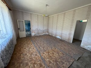 5 izbový rodinný dom s veľkým pozemkom v obci Tvrdošovce — foto 11
