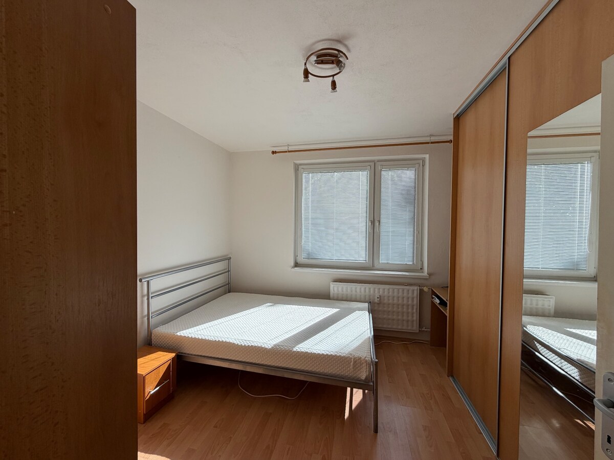 3 izbový byt s balkónom v meste Levice — foto 12