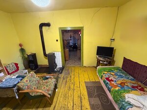 Rodinný dom s veľkým pozemkom v meste Nesvady — foto 15