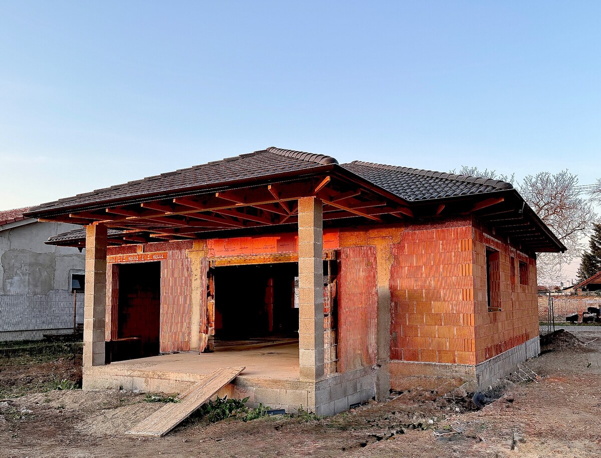 4 izbový Bungalov v obci Andovce — foto 2