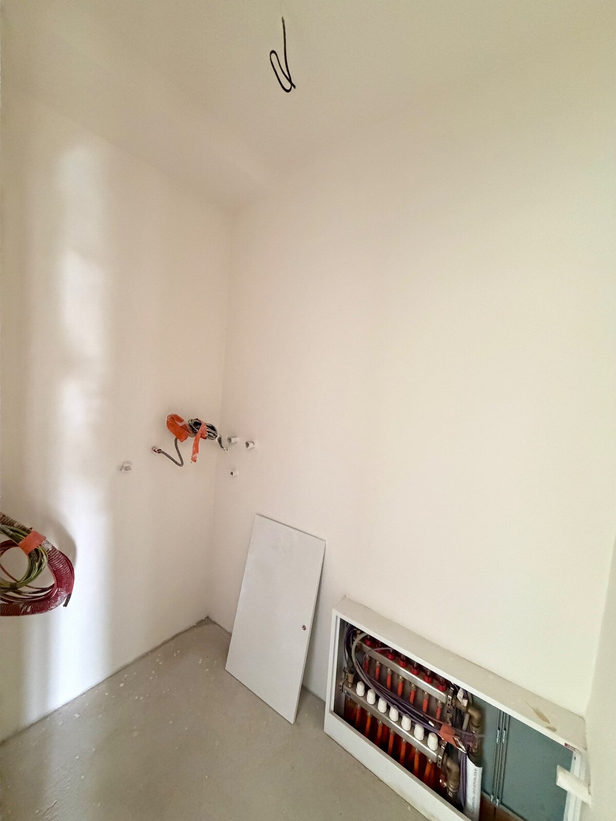 Predám 5 izbový rodinný dom v Nových Zámkoch — foto 15