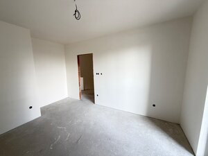 Predám 5 izbový rodinný dom v Nových Zámkoch — foto 9
