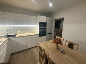 Prenájom 3-izbový byt, Nové Zámky — foto 1