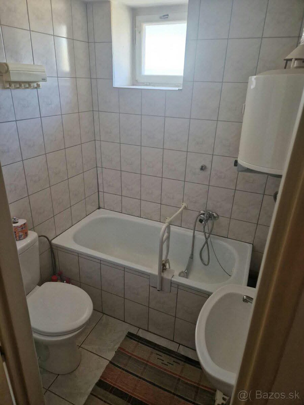 Predaj rodinného domu, Veľké Lovce, Nové Zámky — foto 8
