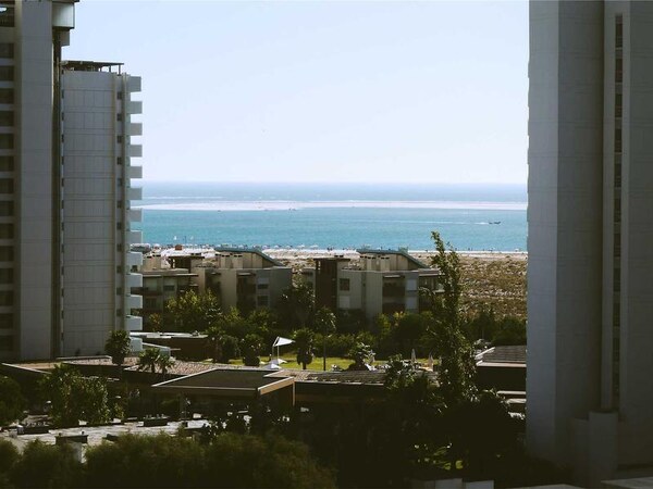 Obchodný priestor 41 m² na sídlisku, Zvolen