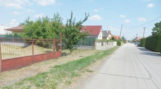 Stavebný pozemok pre RD v obci RECA — foto 3