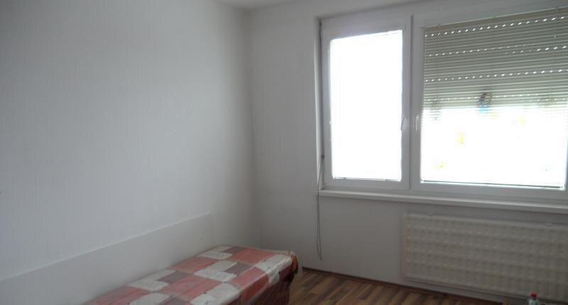 3 Izbový byt - zlaté moravce — foto 2
