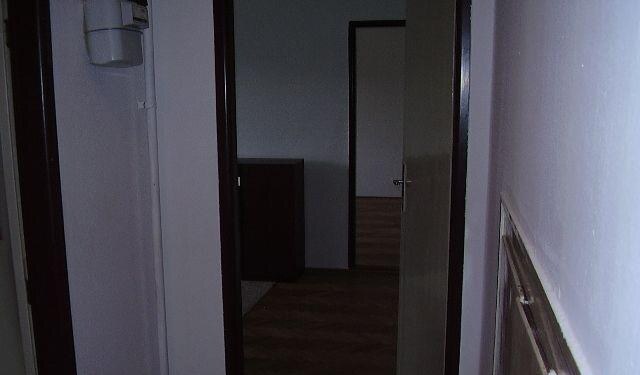 2-izb. tehlový byt v tichej časti mesta — foto 2