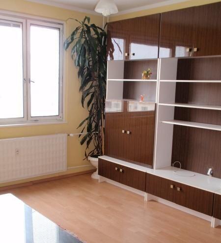 3 izbový zariadený byt s lodžiou, Hájik